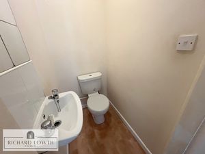 Washroom/WC- click for photo gallery
